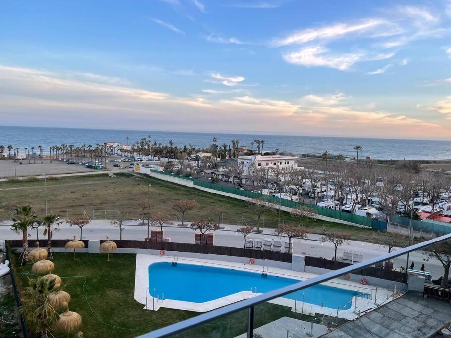 Golden View Costa Del Sol Apartment Torre Del Mar Bagian luar foto